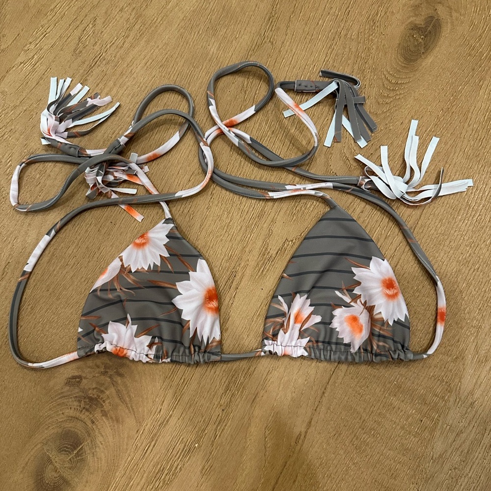 Acacia Dragon Cannons Bikini Top XS (P)